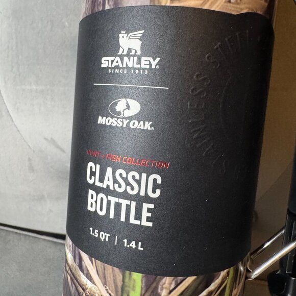 Stanley Mossy Oak Camo hunt‎ and fish collection Classic Insulated Bottle NWT - Picture 9 of 9